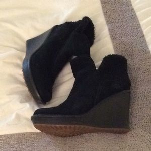Ugg Black Sheepskin Logo Booties Never Used